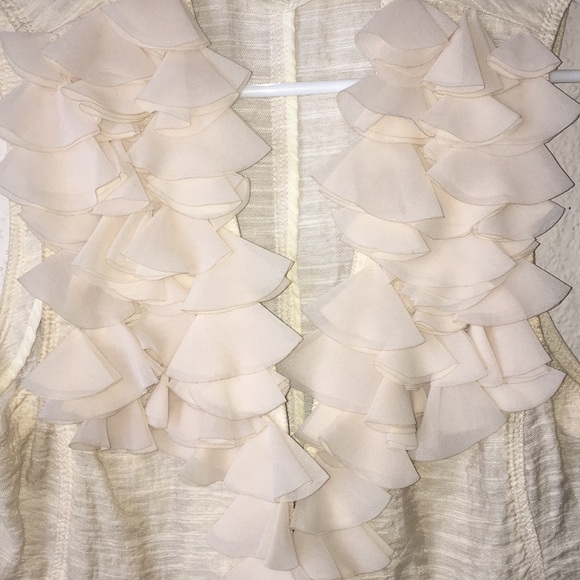 Double Zero Ruffled Vest - Picture 5 of 6